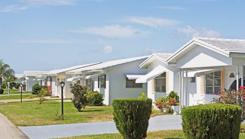selling-in-a-buyers-market-featured-GettyImages-82136654-620dd9-1024x683